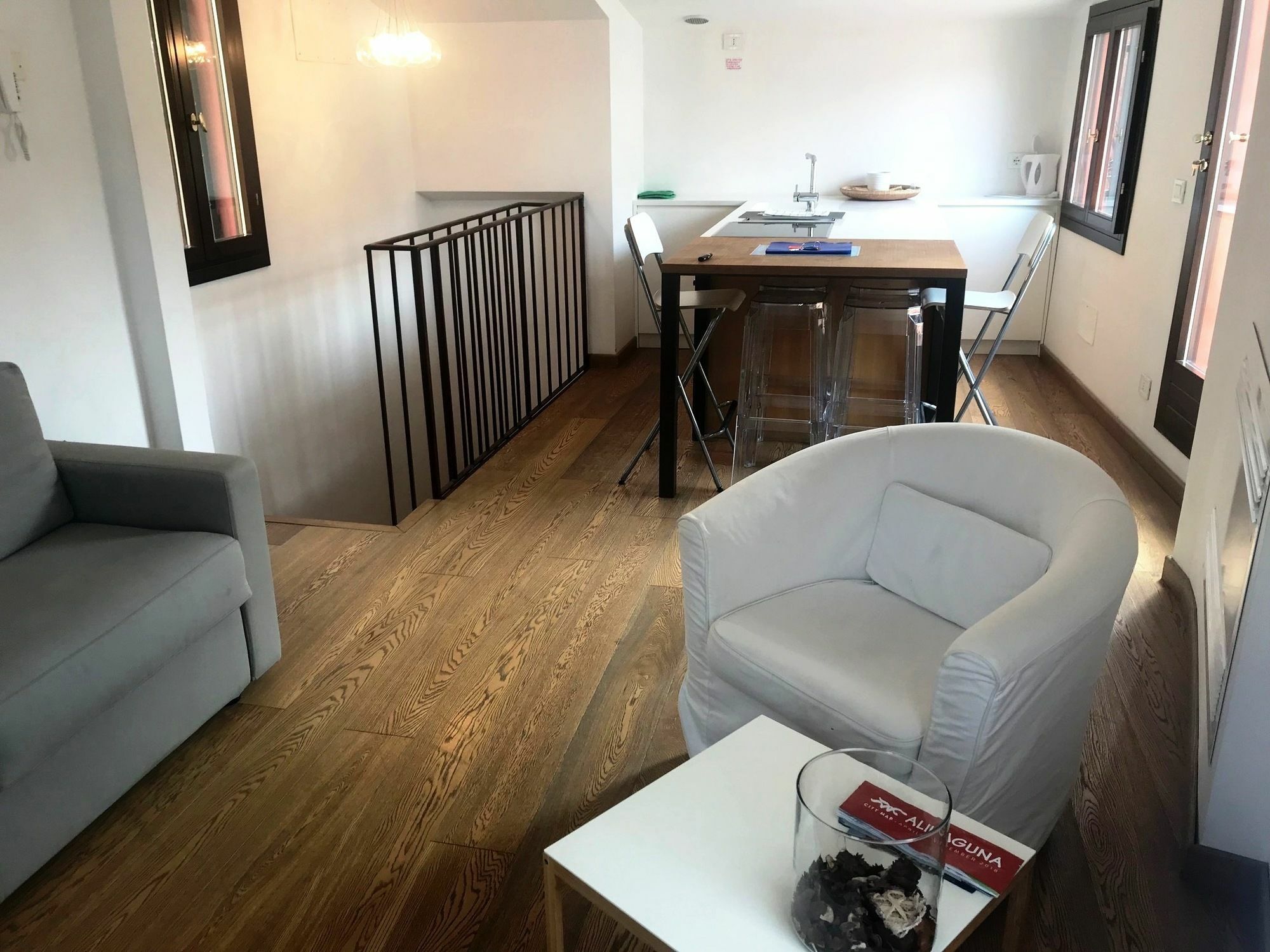 Modern Apartment Venice With Terrace ภายนอก รูปภาพ