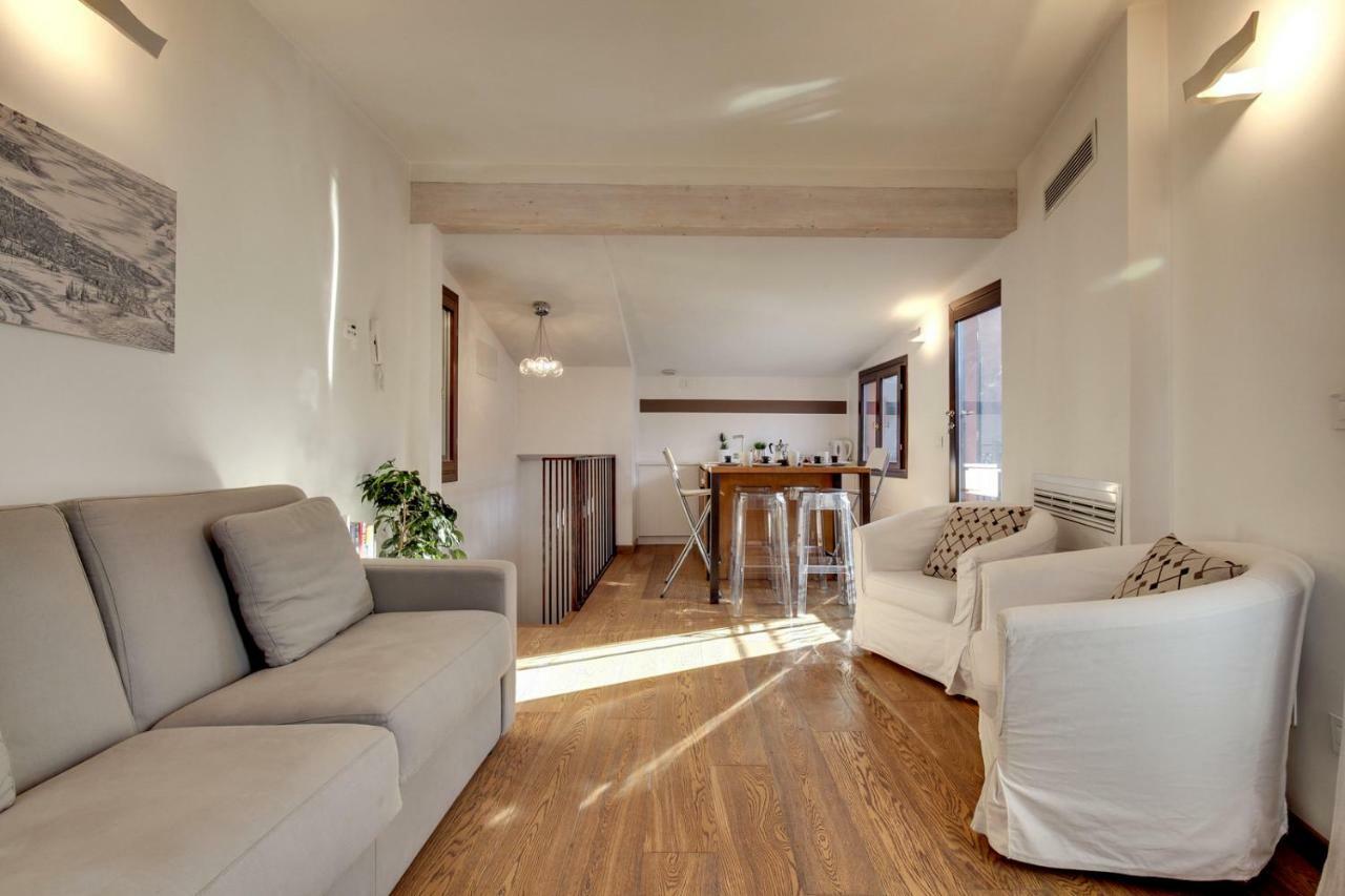 Modern Apartment Venice With Terrace ภายนอก รูปภาพ