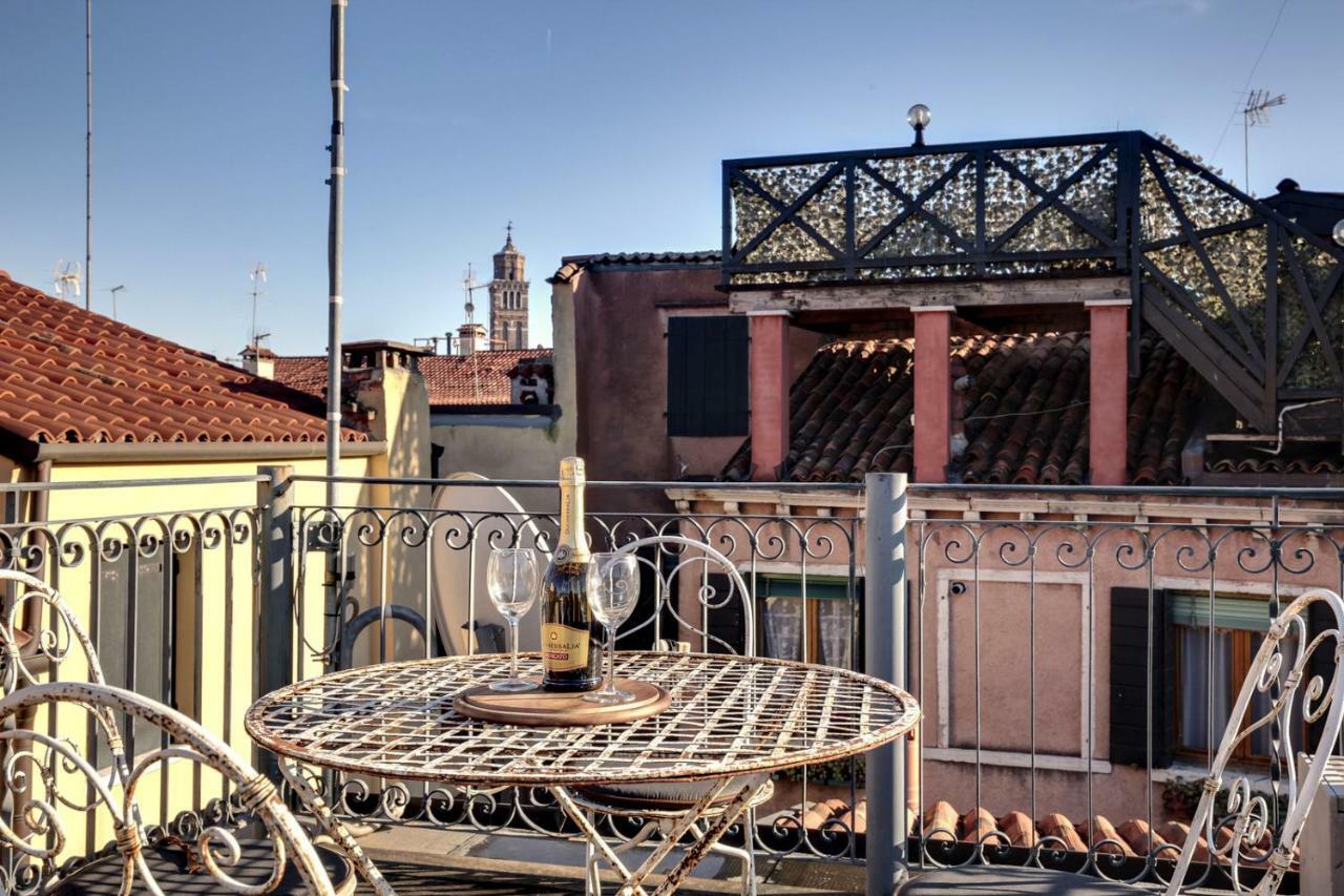 Modern Apartment Venice With Terrace ภายนอก รูปภาพ